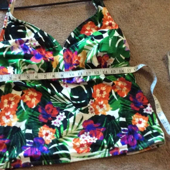 COPY - Catalina Swimsuit Halter Top - Picture 4 of 8